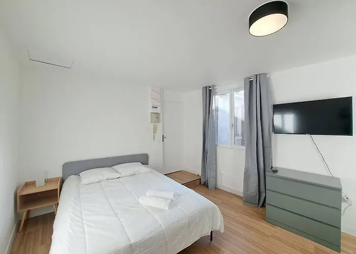 Florence - Appart'city * Reims